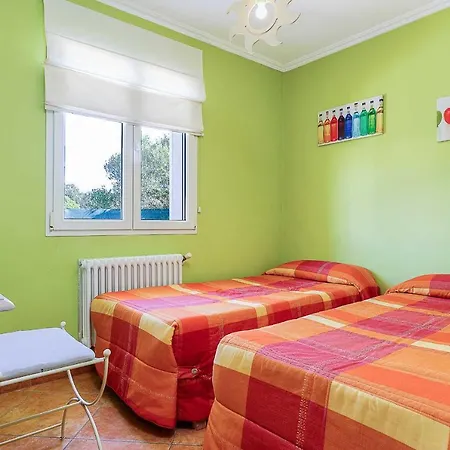 Вилла Manoli